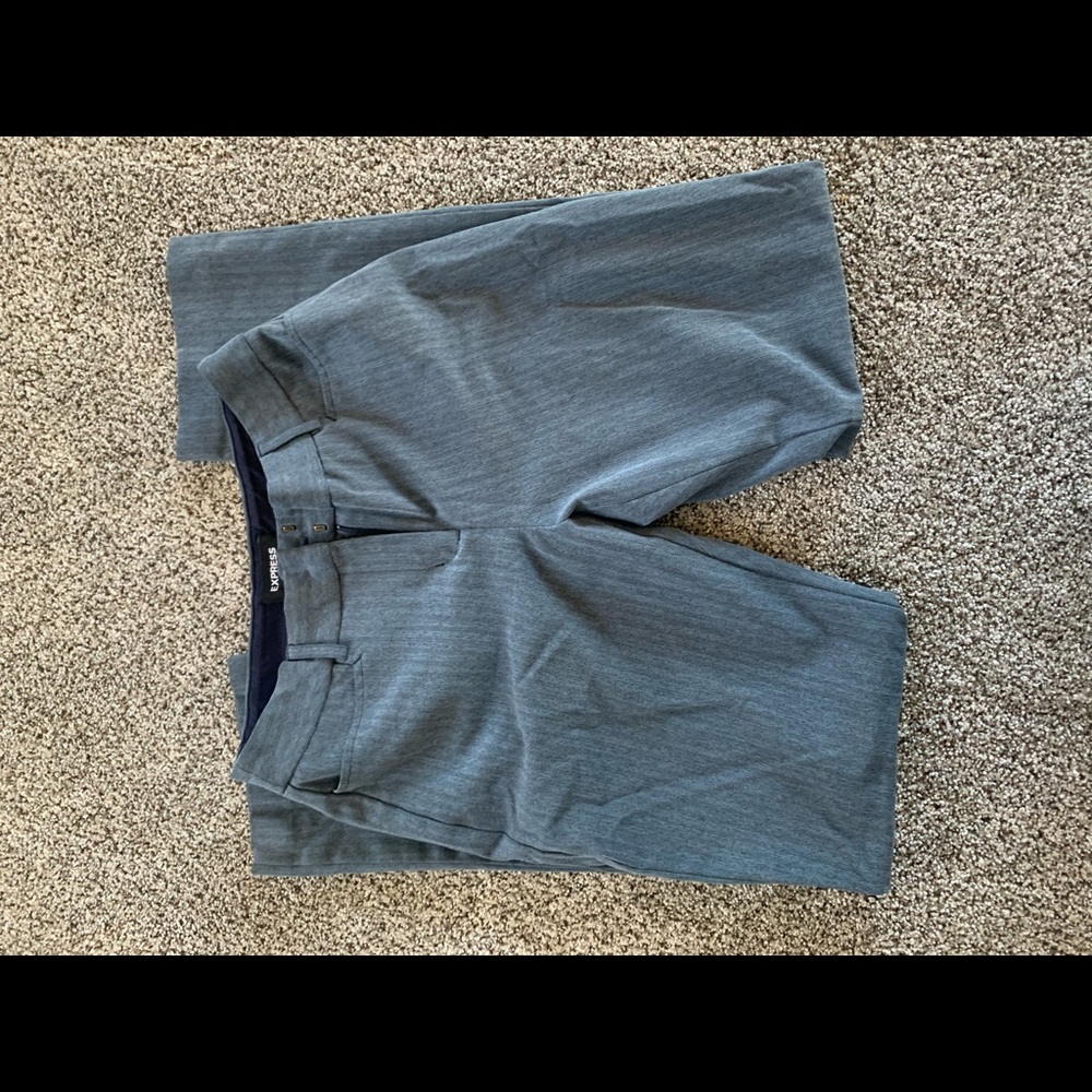 Express columnist size 2